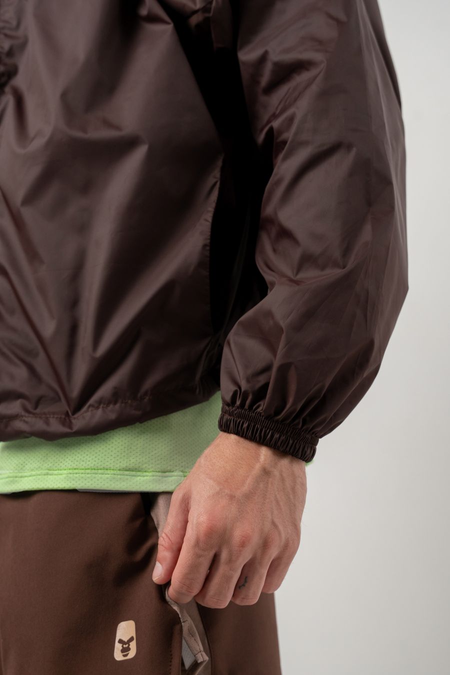 Chaqueta Active Flow Chocolate Hombre
