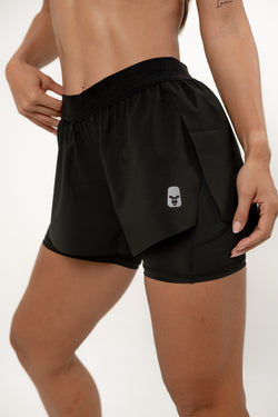 Shorts Core Motion Negro  Mujer