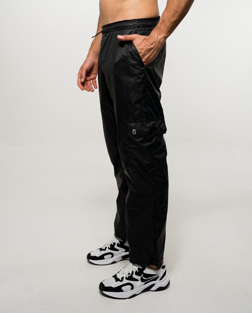 Essential Jogger Negro