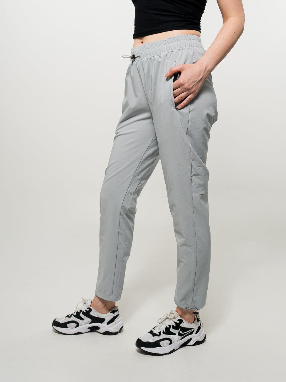 Jogger Casual Logo 3D Grey Mujer