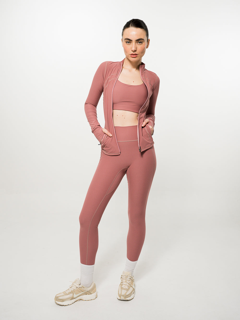 Performance Fit Jacket Berry