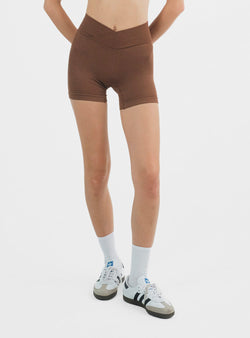 Strive Cross Short Avellana