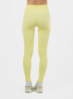 Conjunto Strive  Flow Lemon Pie