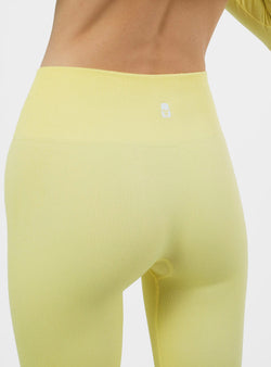 Conjunto Strive  Flow Lemon Pie