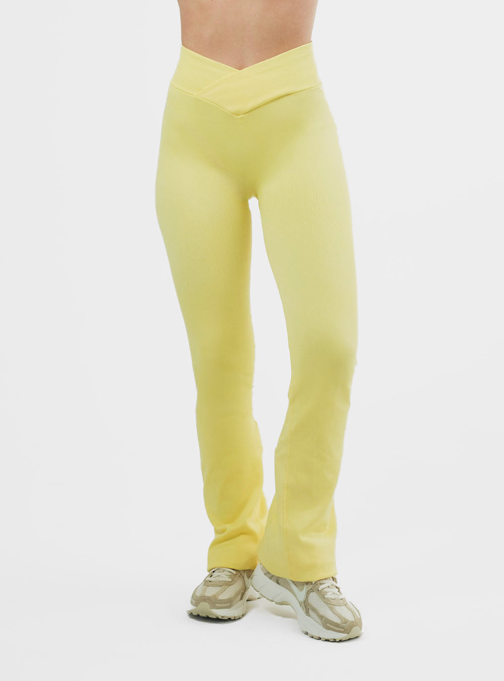 Strive Grace Flare Lemon Pie