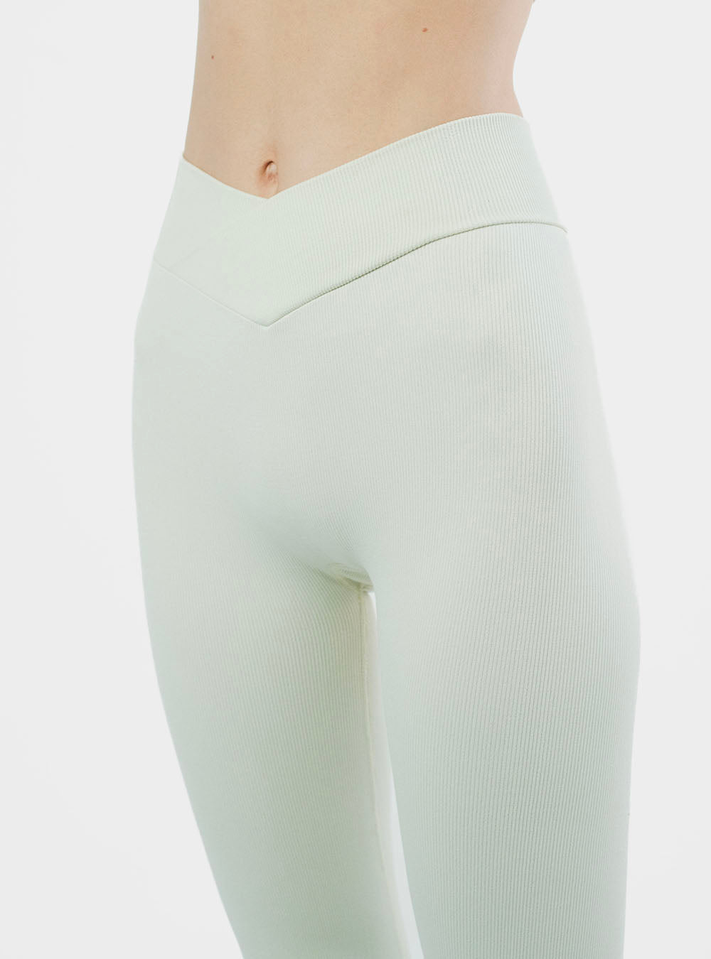 Conjunto Strive Twist Vainilla