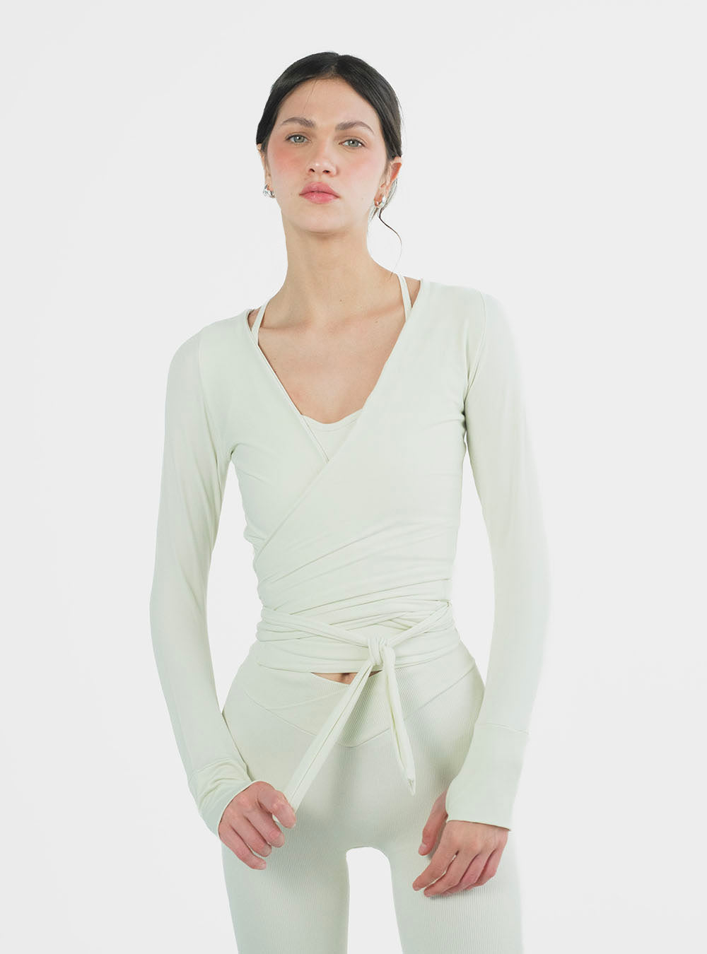 Strive Twist Top Vainilla