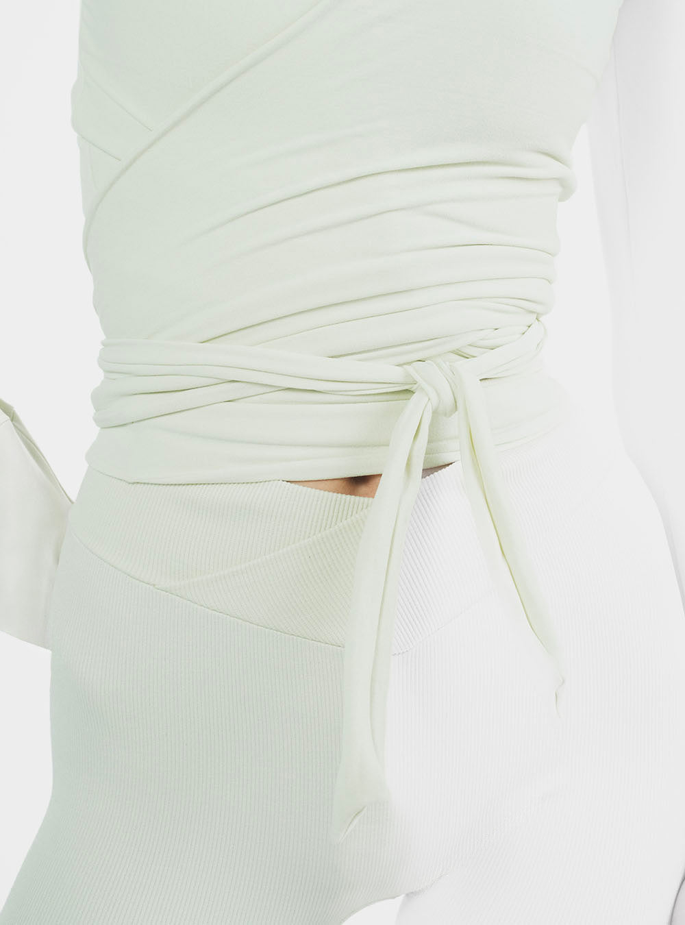 Conjunto Strive Twist Vainilla