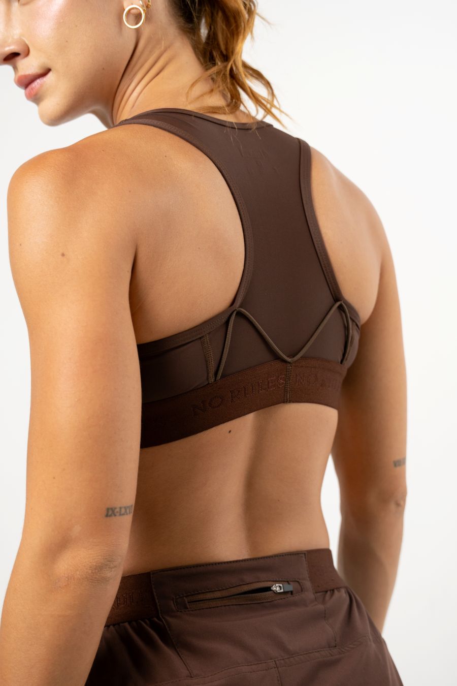 Conjunto Core Motion Chocolate