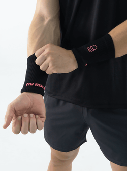 WRIST BANDS NEGRO ROSA