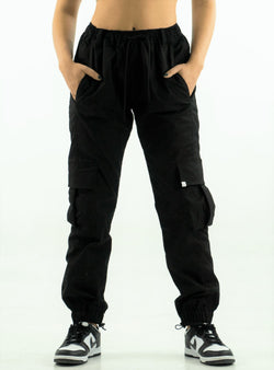 PANTALÓN CARGO MULTI POCKET NEGRO DAMA