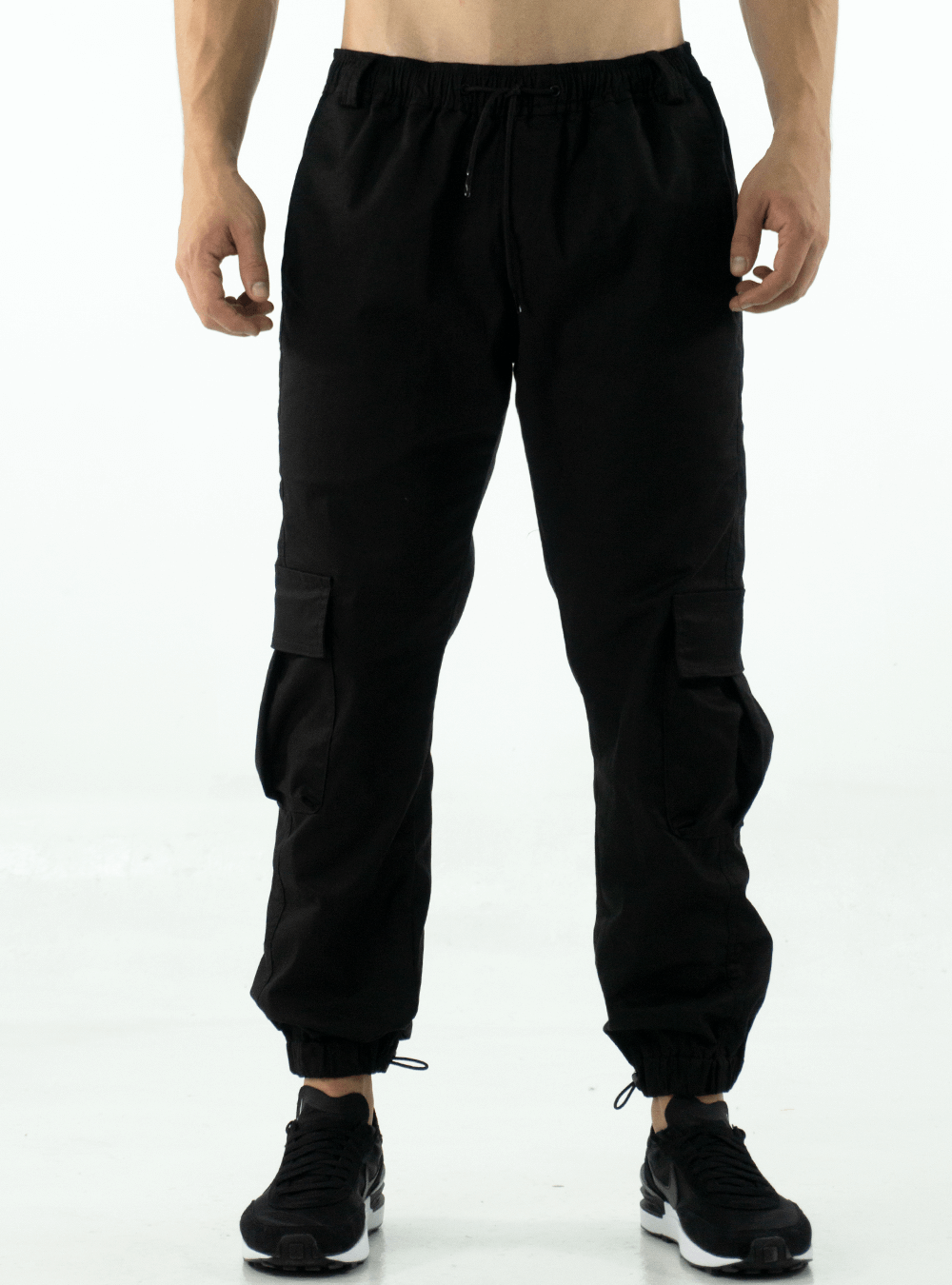 PANTALÓN CARGO MULTI POCKET NEGRO