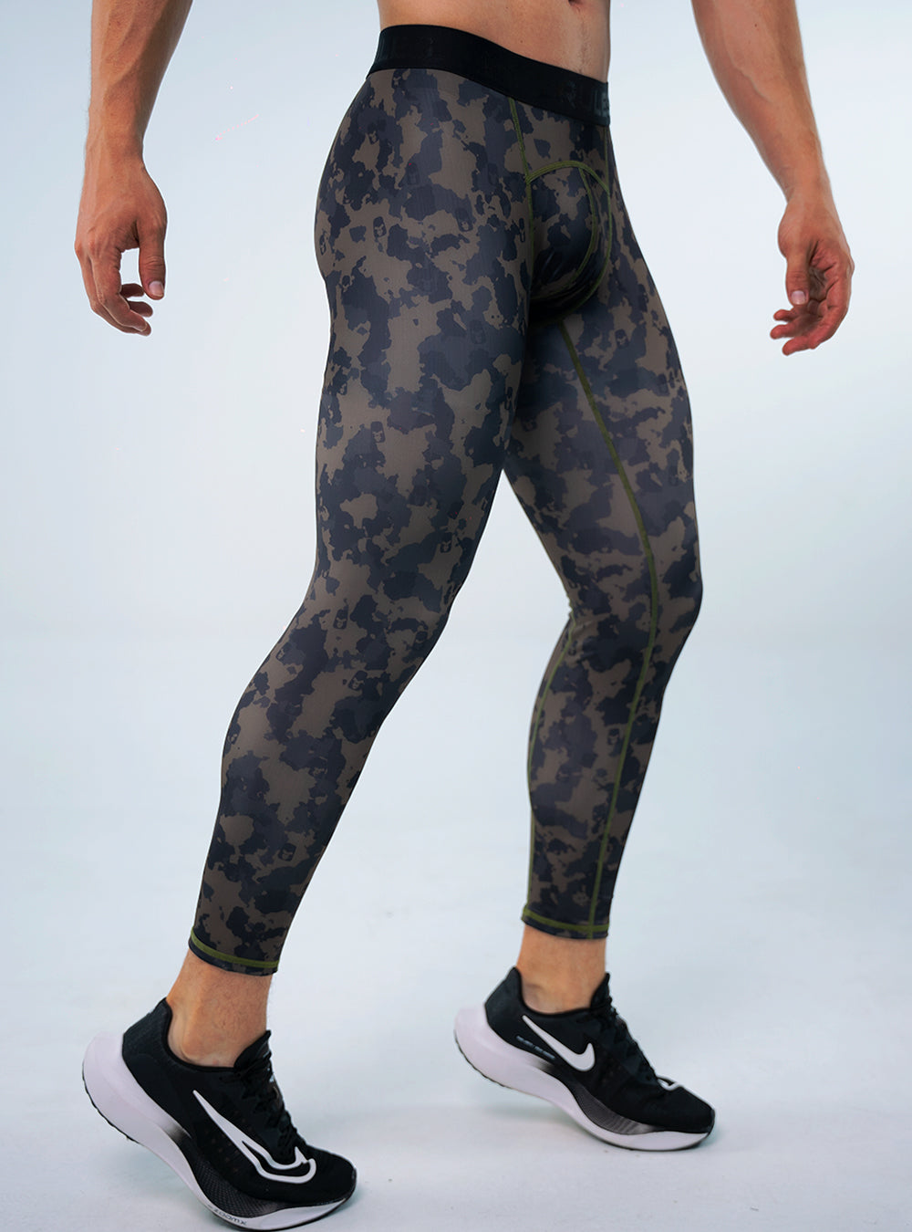 LYCRA DE COMPRESION MILITAR VERDE
